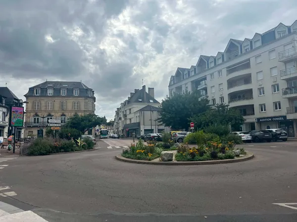 Local commercial 4 pièces 70 m²
