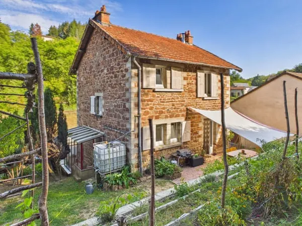 Maison Auzits - 4 pièces 83 m² terrain 1HA avec puit