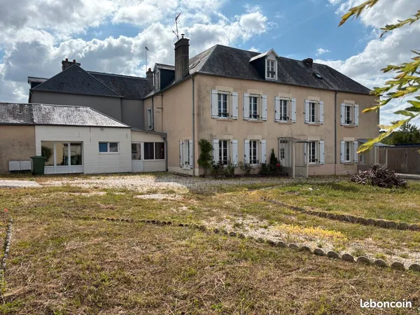 Grande maison de caractère