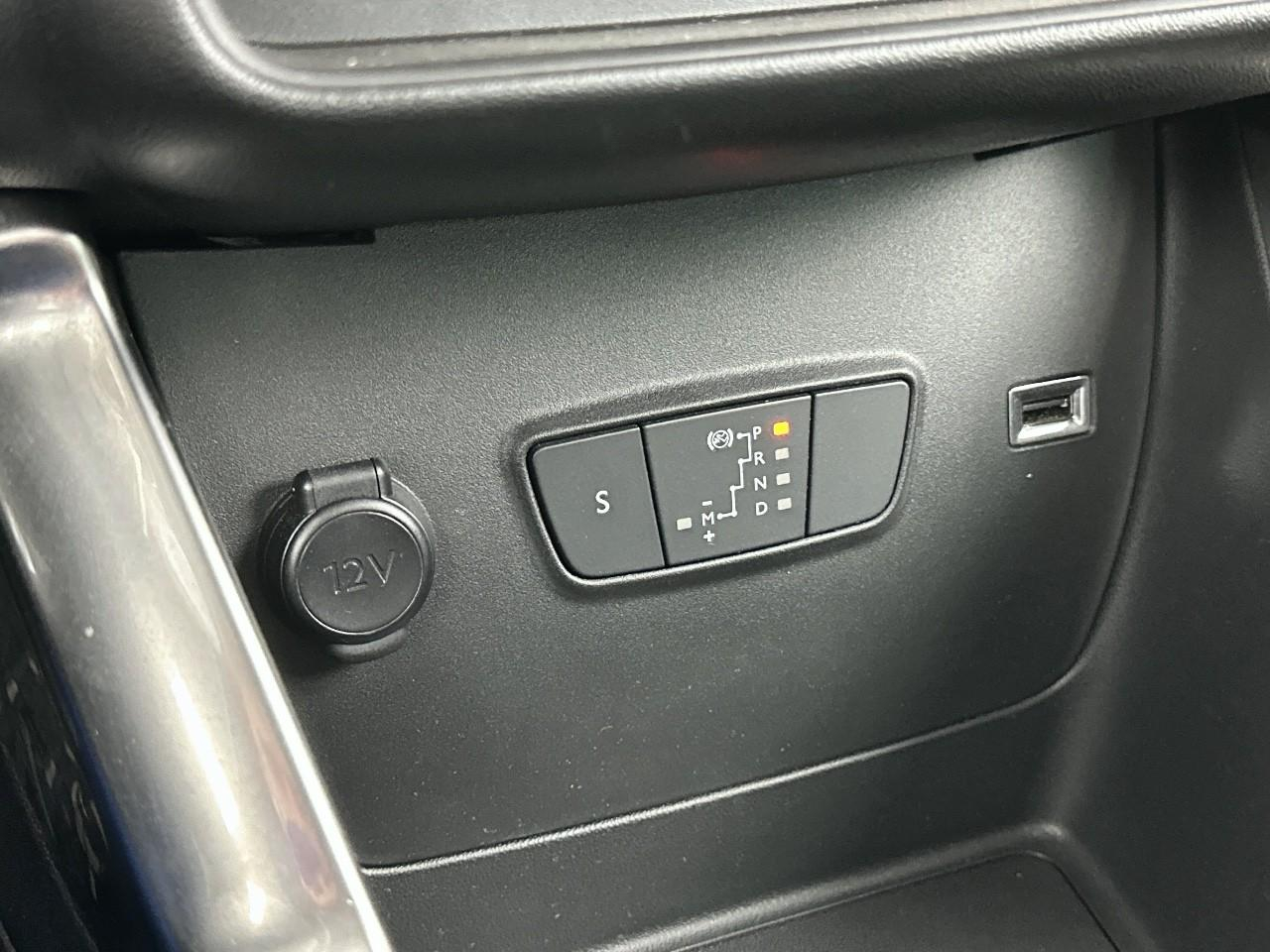 Citroën C3 Aircross puretech 130 s&s eat6 shine — photo 28