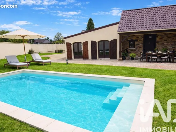 Maison 9 pièces 195 m²