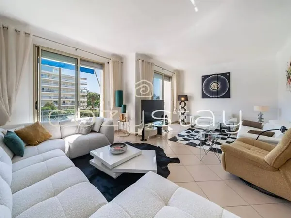 Appartement 4 pièces 137 m²