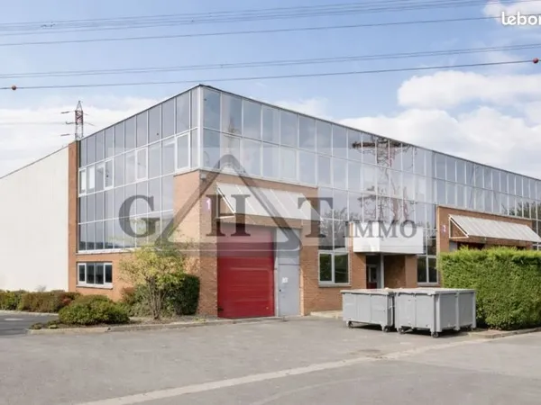 Local bureaux 410 m²