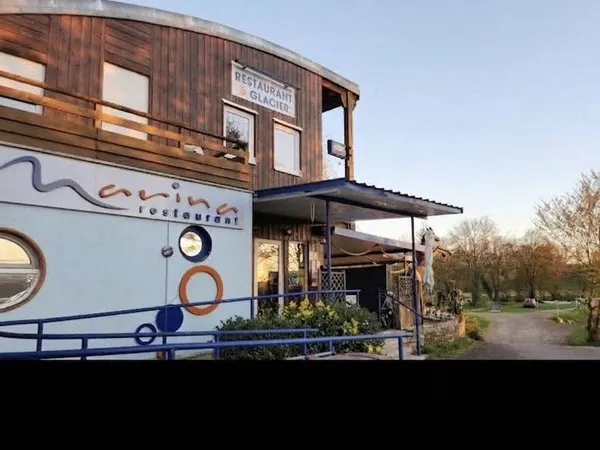 Restaurant en bord de Saône