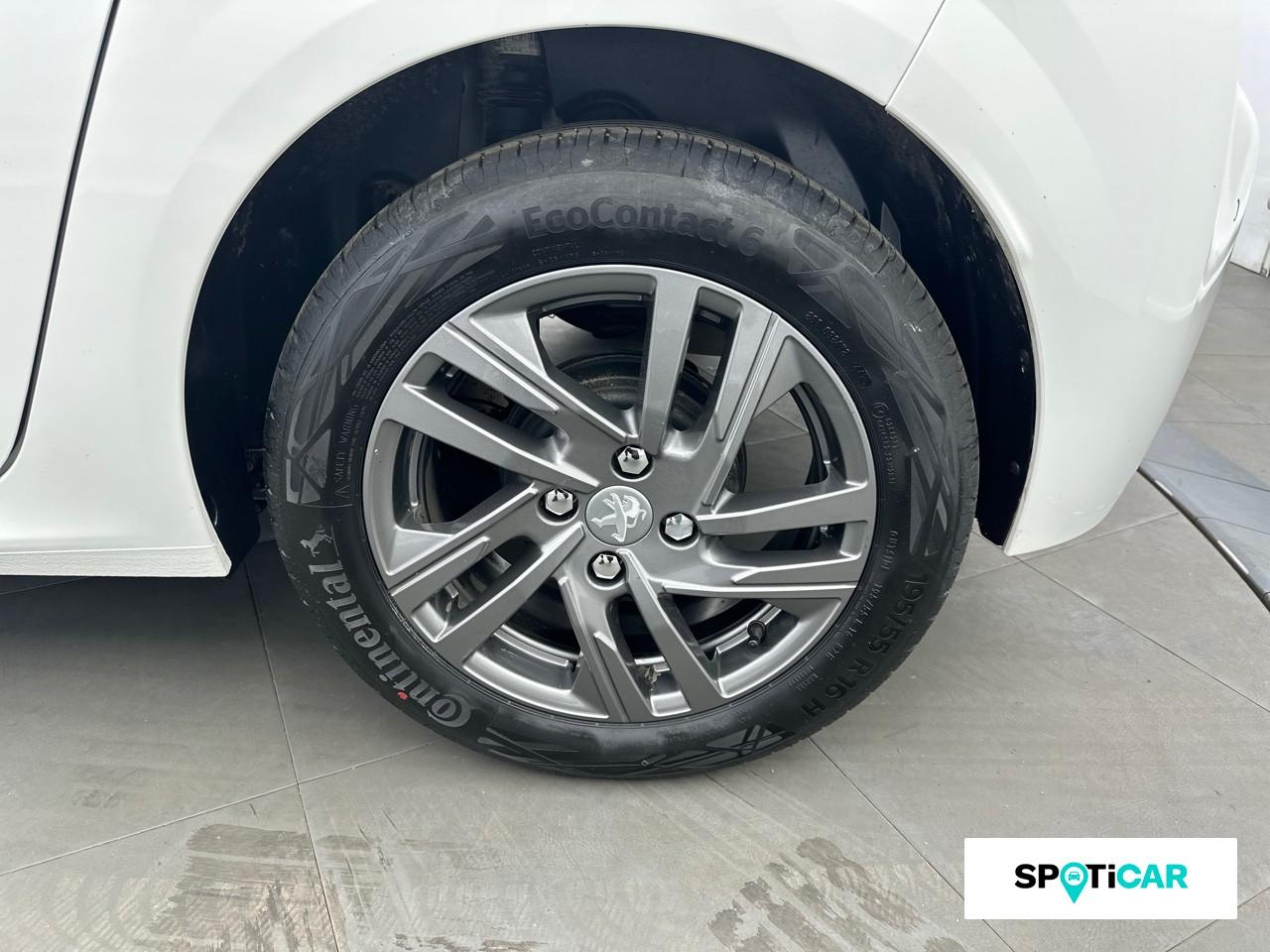Peugeot 208 1.2 puretech 100ch s&s style 118g — photo 11