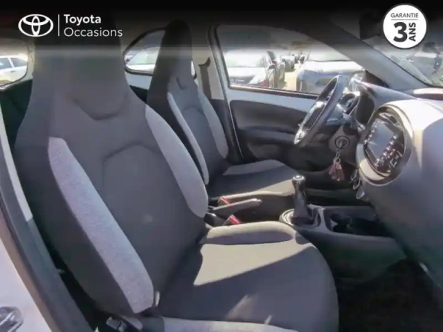 Toyota Aygo X 1.0 vvt-i 72ch dynamic — photo 6