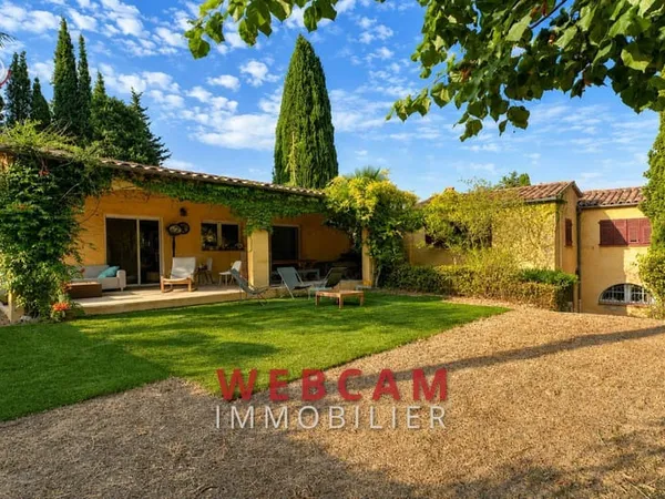 Maison 10 pièces 381 m²