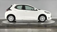 Toyota Yaris 116h Dynamic 5p MY22 — photo 4