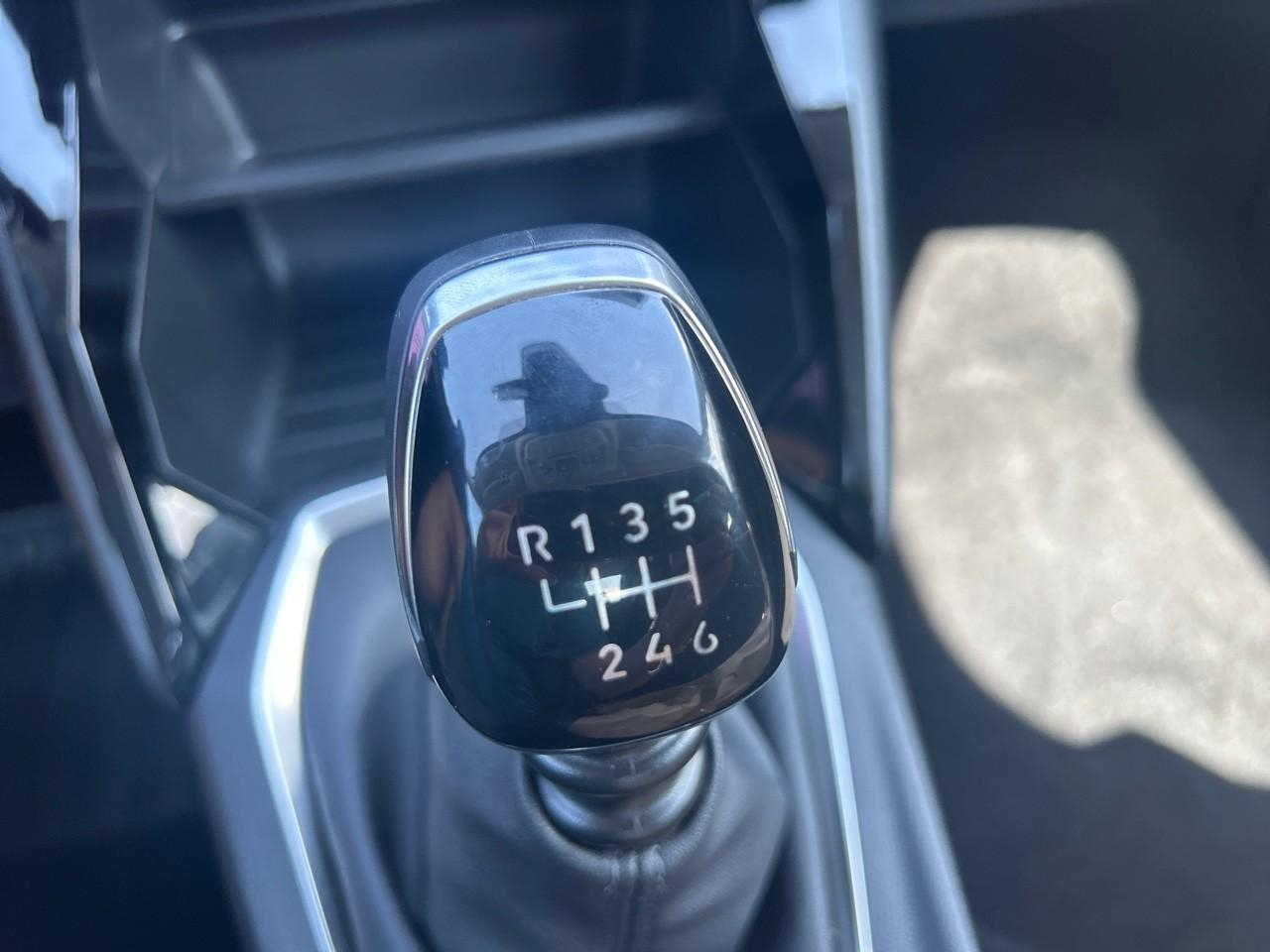 Peugeot 208 1.2 100ch s&s style — photo 13