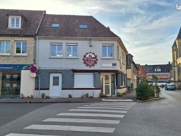 Local commercial / Surface commerciale à louer de 96m²