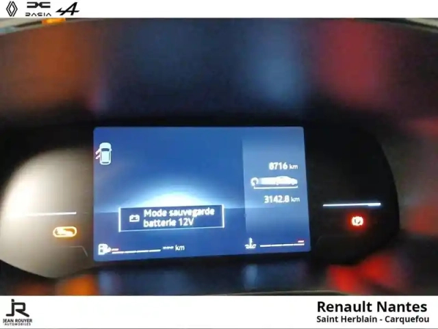 Renault Clio 1.5 dci 100ch evolution — photo 27