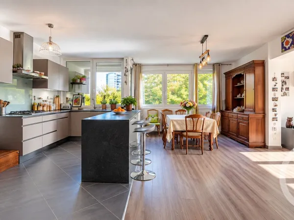 Appartement 5 pièces 105 m²