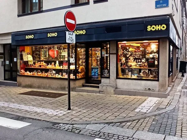 Local commercial 131 m²