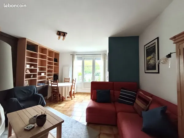 Appartement T5 - 4 chambres avec grand garage de 25 m² - Nantes Talensac