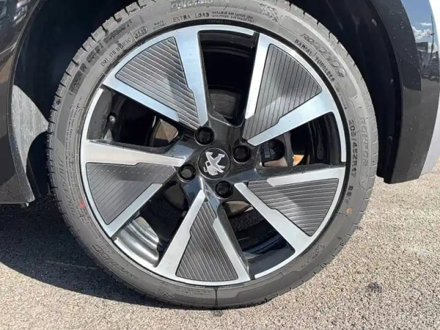 Peugeot 208 electrique 50 kwh 136ch — photo 8
