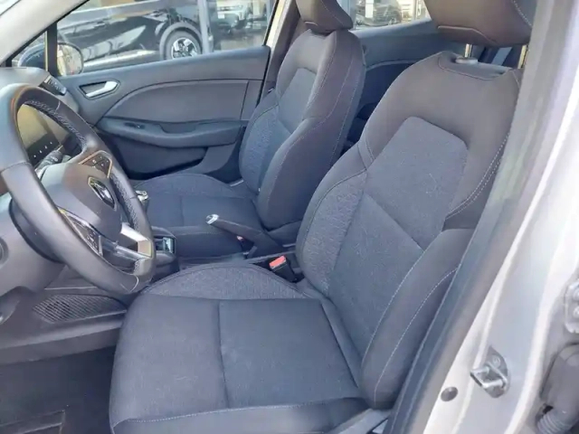 Renault Clio tce 90 — photo 10