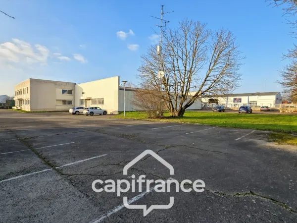 Local 23 pièces 1315 m²