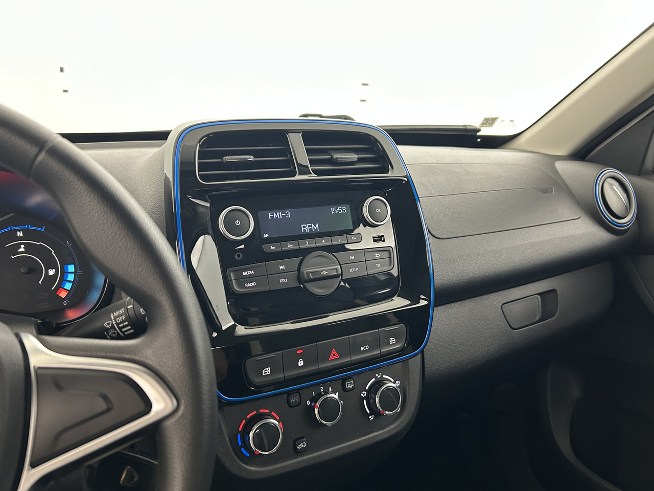 Dacia Spring — photo 12