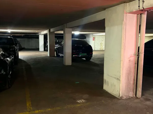 Vends parking sécurisé