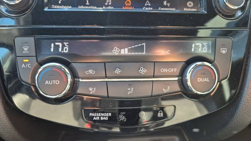 Nissan Qashqai 1.5 dCi 115 DCT7 - N-Tec – 2020 – 140775 km – Diesel – Boîte Automatique — photo 17