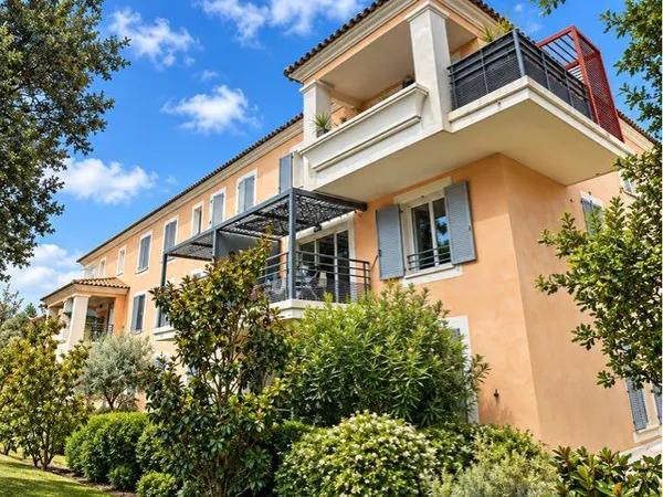 Saint-Clément-de-Rivière - Superbe T2 de standing, terrasse plein sud sans vis-à-vis, au pied des co