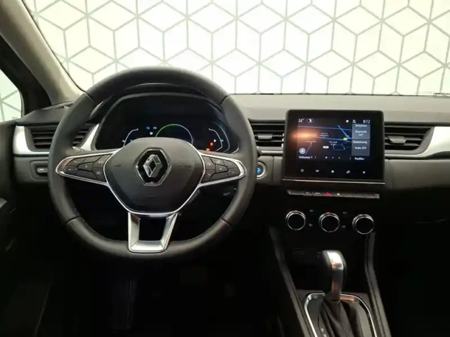 Renault Captur e-tech 145 - 21 — photo 14