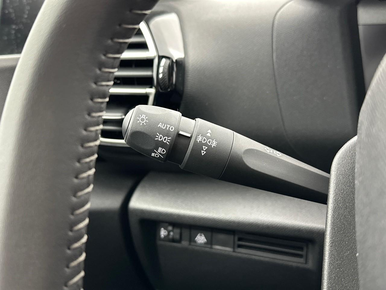 Citroën C4 puretech 130 s&s eat8 feel — photo 19