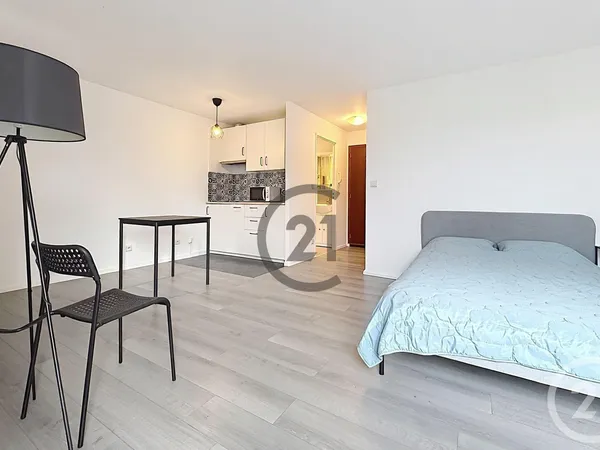 Studio 1 pièce 27 m²