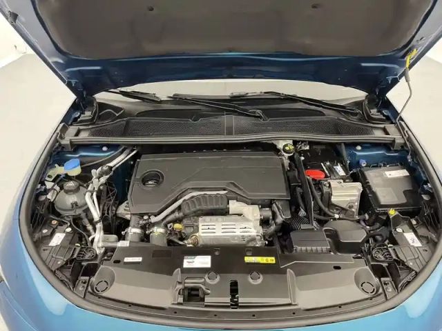 Peugeot 308 hybrid 136 e-dcs6 — photo 85