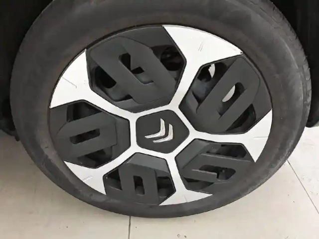 Citroën C4 puretech 130 s&amp;s eat8 — photo 34