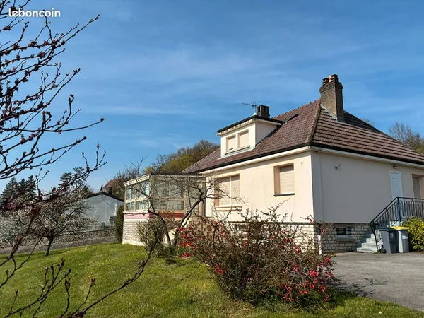 Propriété 6 pièces 111 m²