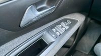 Peugeot 5008 1.2 PureTech 130ch S&S Active — photo 29