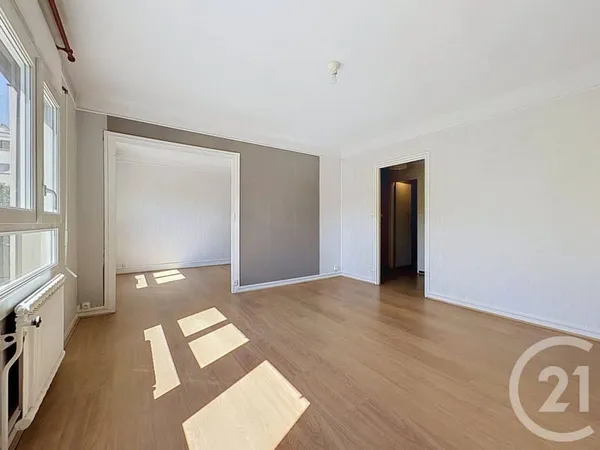 Appartement 4 pièces 67 m²