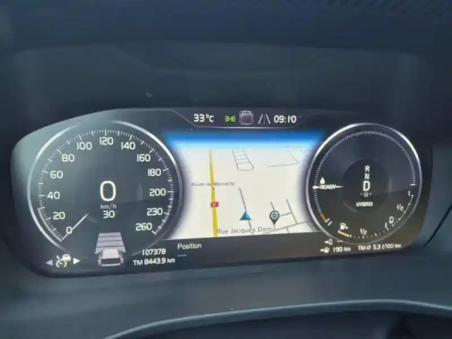 Volvo Xc40 t5 recharge 180 + 82ch plus dct 7 — photo 15