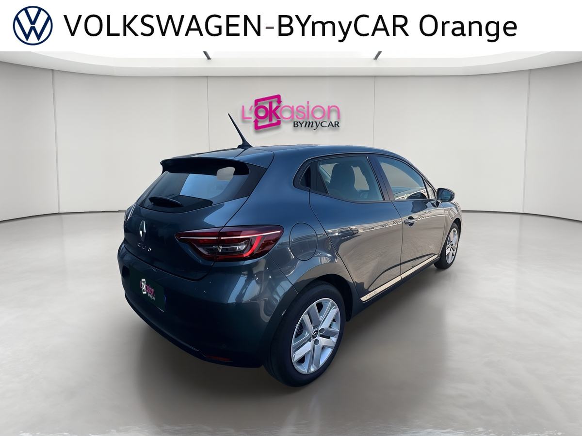 Renault Clio TCe 100 — photo 5