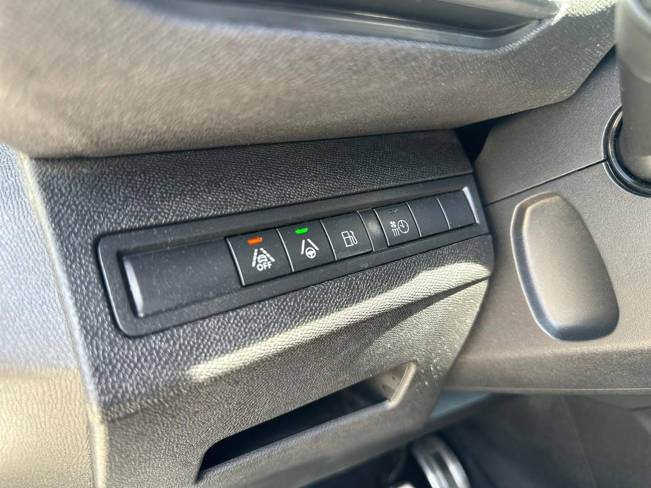 Peugeot 3008 hybrid 225ch gt e-eat8 — photo 19