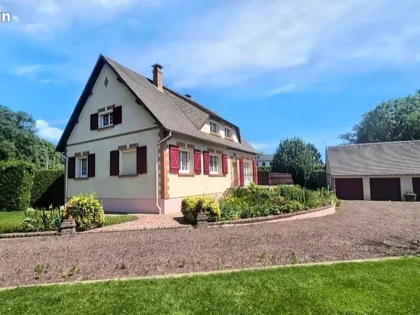 Propriété 11 pièces 174 m²