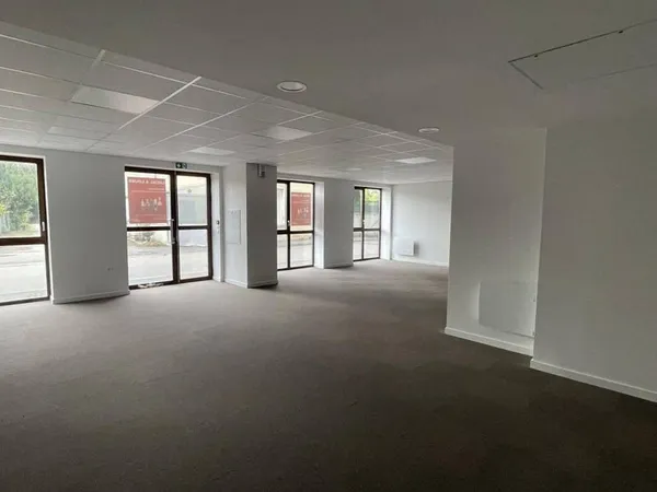 Local commercial