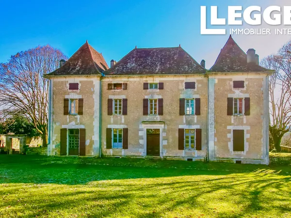 Maison 18 pièces 587 m²