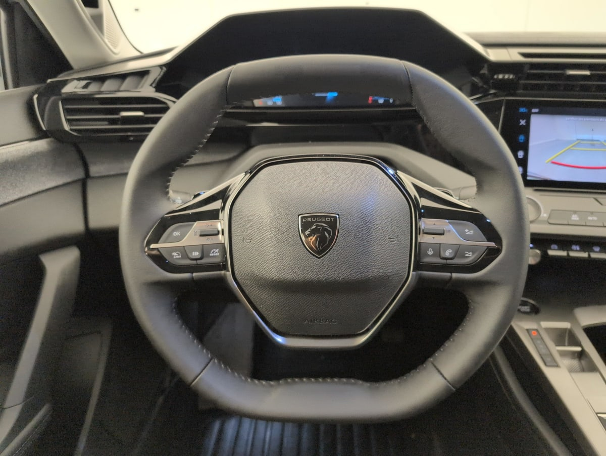 Peugeot 308 — photo 14