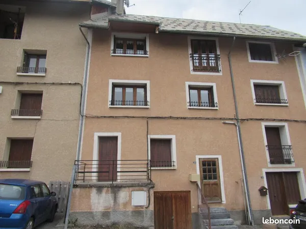 Duplex 7 pièces 150 m²