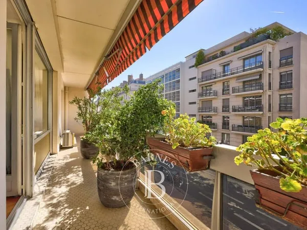 Appartement 3 pièces 118 m²