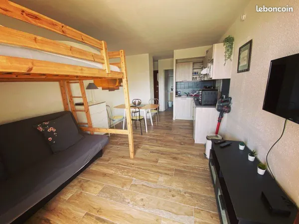 Studio au penon à l année