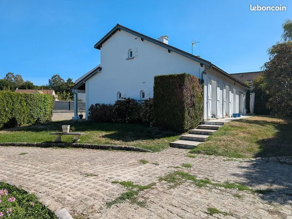 Maison 9 pièces 185 m²