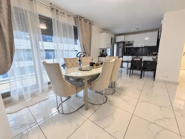 Appartement 5 pièces 105 m²