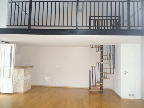 Bureau 2 pièces 45 m²