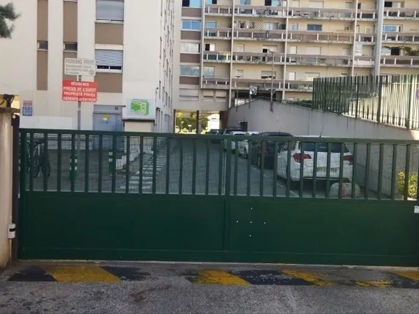 Stationnement Vente Grenoble 20000€