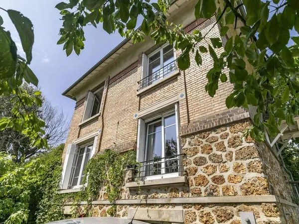 Maison 5 pièces 150 m²