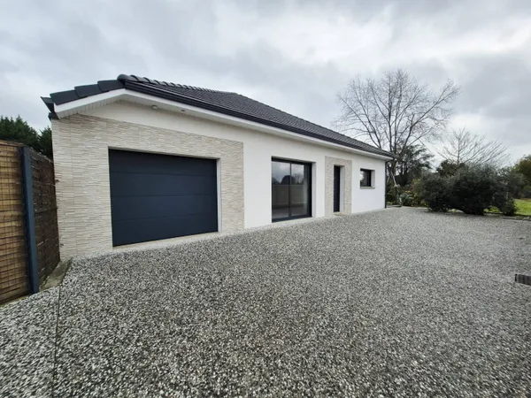 Maison de plain-pied 4 pièces 138 m²
