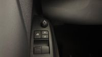 Toyota Yaris 116h Dynamic 5p MY22 — photo 21